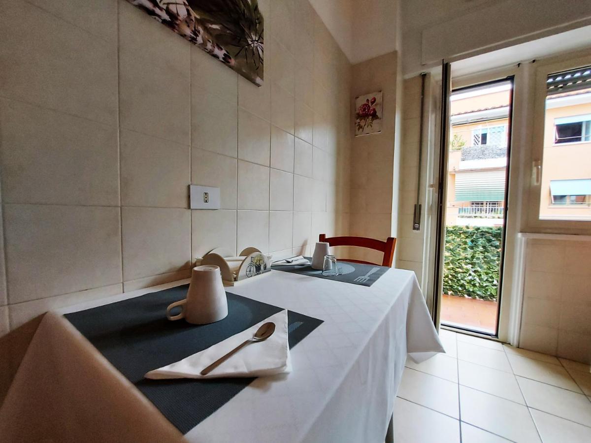Free Breakfast - Michelangelo Dream House Villa โรม ภายนอก รูปภาพ